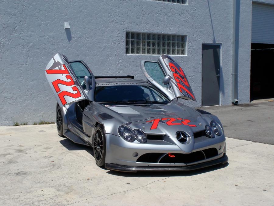  Mercedes-Benz SLR McLaren 722 GT 2007 года  (фото 2 из 20)